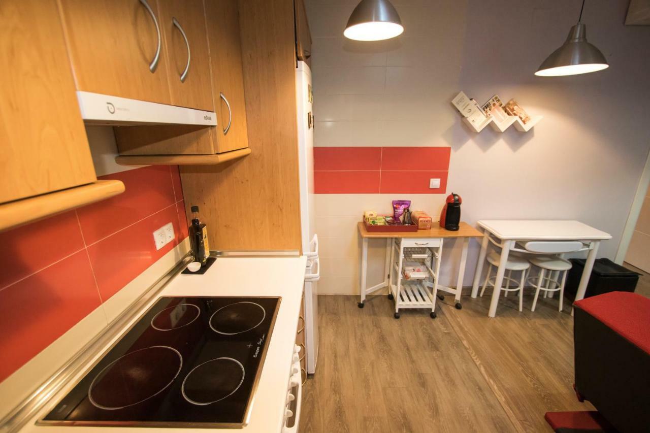 Apartamento Ciudad Monumental Caces Exteriör bild
